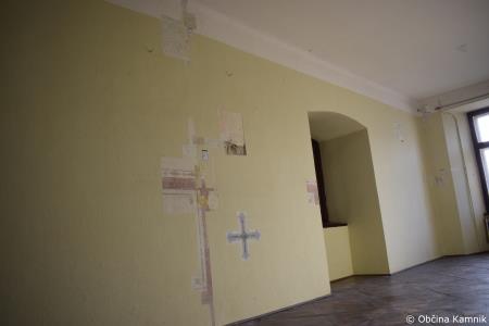 Dekorativne stenske poslikave v kapeli, zakristiji in na koru v samostanu Mekinje (1)